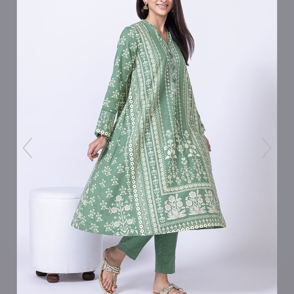 Pakistani brand Khaadi 2 piece shirt and trousers
